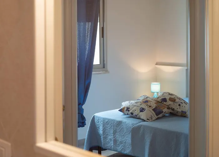 度假居 Bright Near The In *