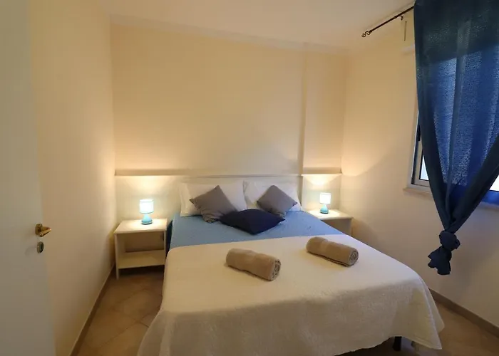 Bright Near The In * Otranto